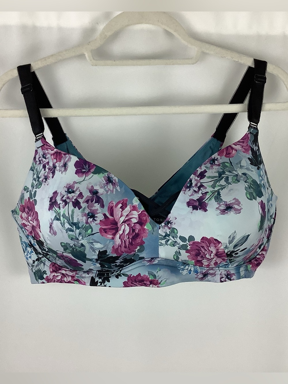 Torrid Dream Wire Free Push Up Bra 42DD
